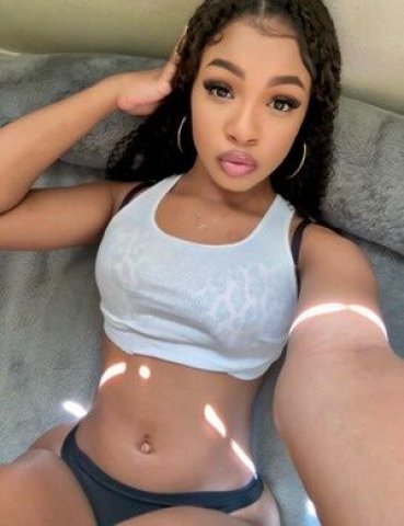 25-Year-Old Female Escort in Hartford — Incall, Outcall, or Car Date - 1