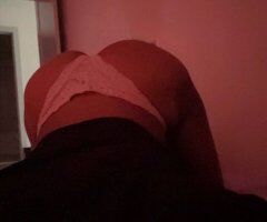 Discreet Baltimore Female Escort for Massage Positions - Image 2