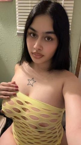 Aria the Sweet Busty Escort in Valdosta — Incall, Outcall & Car Dates - 1