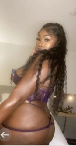 Minneapolis / St. Paul MN Outcall Special — ROYAL - 1