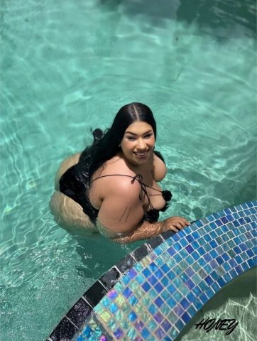 Norfolk, VA Middle Eastern Escort — 6'0 BBW upscаlе overnight + dinner dates - 1