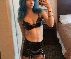 Petite & Tight Outcalls Only in Portland, Oregon - Image 5