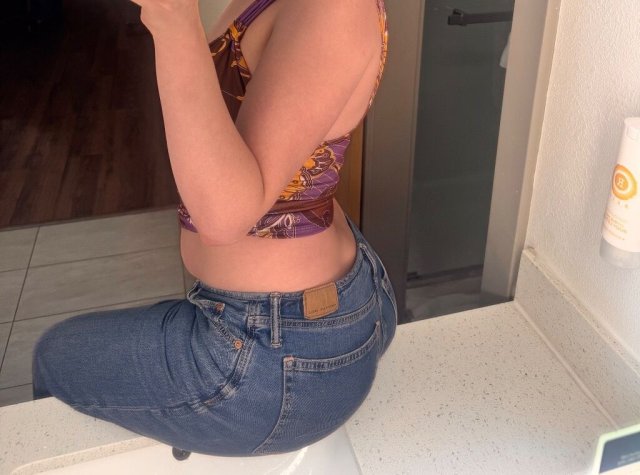 Summer — Nashville In-Call & Outcall Escort Near the Airport - 1