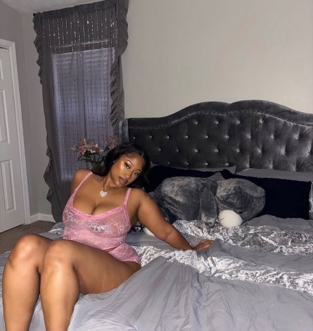 Private Incall & Outcall Female Escort (Respectful Gentlemen Only) - 1