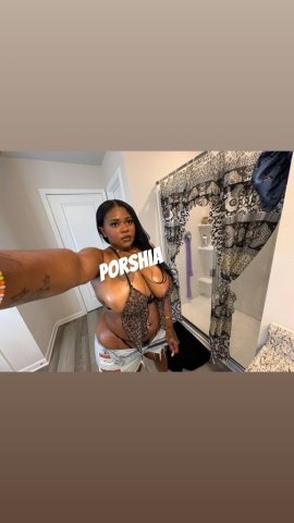 Discreet curvy escort — caramel look - 1