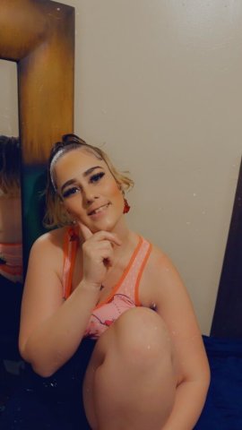 Tampa Florida Female Escort — Incalls Tonight or Outcalls w/ Uber/Pickup (No Negotiation) - 1