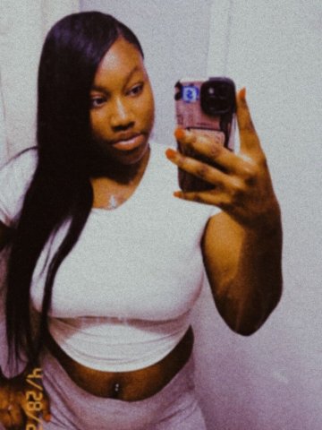 Central Jersey Female Escort — Quick Visit, Half Hour, and Hour Full Service - 1