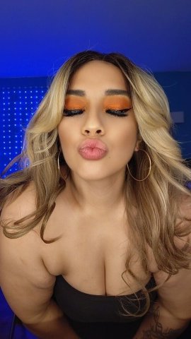 Denton TX Female Escort — Thick Puerto Rican Mami in Skimpy Outfit - 1
