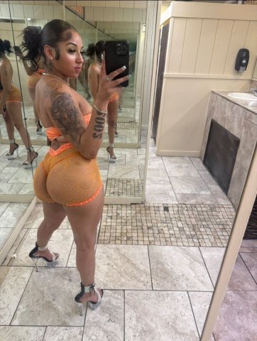 Wichita Kansas Female Escort — Petite 5’1, Chestnut Hair, Natural Breasts - 1