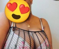 Video Vixen Cam Girl in Port Huron — Thick Pretty Brown Squirter, Pretty Pink Toes ($25) - Image 5