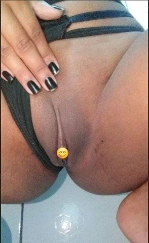 Hot Latina Babe — Real Pictures & Girlfriend Offer - 1