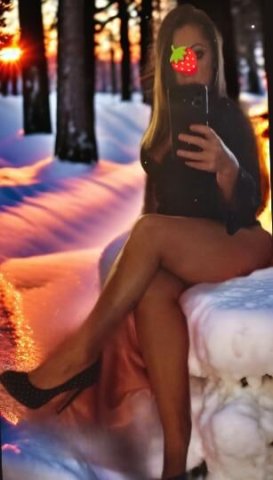 Tacoma Female Escort — VIP B2B Massage, Toys & Fetish Fun (Angela) - 1