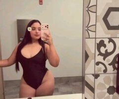 Venezolana (24) — Dallas, Texas - Image 3