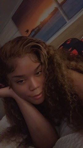 Seductive vixen now available in & outcall services - 1