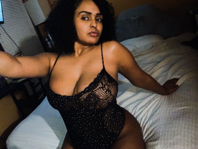 Mia (Mesmerizing Mia) UpScale Exotic Beauty — Outcall Only, Car Date (28) - 1