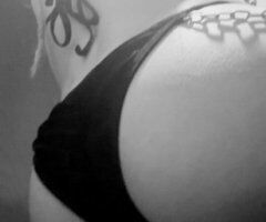 Ann Arbor MI Female Escort — Flirty, discreet, quality time - Image 5