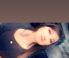 Show Low, AZ Facetime Show with Two Girls  (Call Only) - Image 2