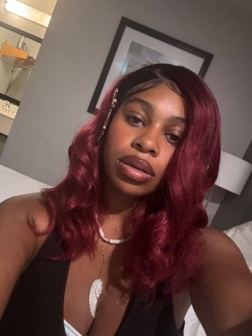 Lafayette IN Female Escort — Rouge “bubbles head” service - 1