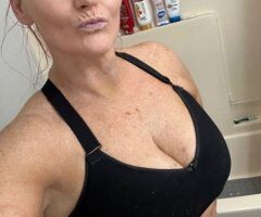 Bloomington escorts - Bloomington, Indiana Female Escort — Incalls near Walmart