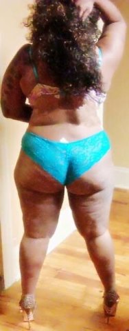 Chicago Female Escort — 3-Day Incalls (South Side) HHR, HR, Head Only - 1