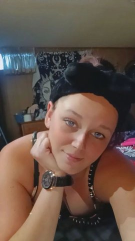 Charleston, SC Female Escort for Custom Sexy Play - 1
