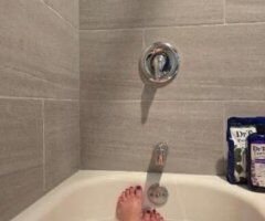 Lawrence KS Outcall Female Escort — Foot Fetish Play With Toys (Laura May, 29) - Image 10