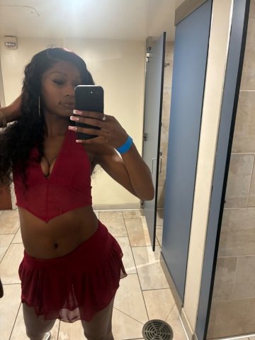 San Jose Upscale Female Escort — Deep Throat & Tight Services - 1
