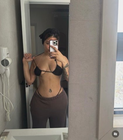 Long Island NY Female Escort — Brownskin 5'5, 23 - 1
