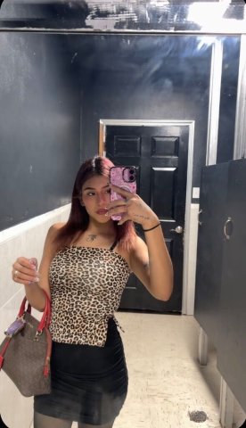 Mcallen Female Escort — Small, skinny & face-card ready - 1