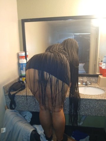 Thursday Specials in Charleston: Cougar Escort Incalls & Outcalls - 1