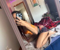 Great Falls Petite Female Escort - Image 2