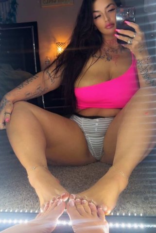 Worcester MA Girlfriend Make-Out & Outcall - 1