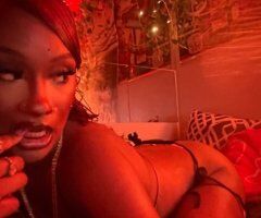 Seattle Female Escort — In-Call Special (Domme & Fetish-Friendly) - Image 2