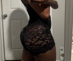 Jacksonville FL Lady Bug — Massages, Facetime Calls & Feet Pics - Image 2