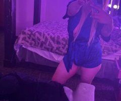 Chicago escorts - Luxury Vibe PAWG Female Escort — Chicago, IL