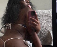 Baton Rouge escorts - Baton Rouge Female Escort — Slim Waist, Clean Kitty
