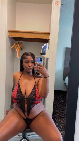 Richmond, Virginia 30 Min Incall Special — Cum & Handful Sessions - 1
