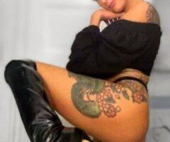 Buffalo Blonde Female Escort — Quick Photo Verification - Image 2