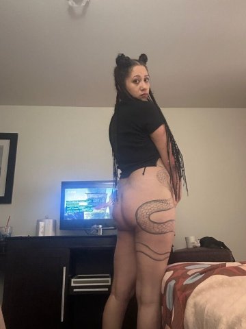 Salt Lake City Outcall Female Escort — Car Dates & Curvy Goddess Vibe - 1