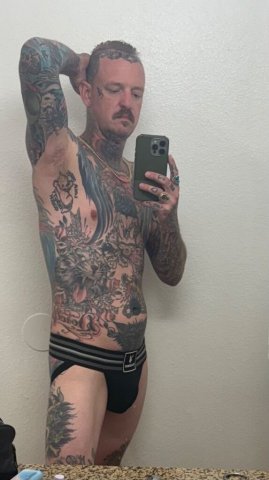 divorced dad-bod for your pleasure avail 24/7 - 1