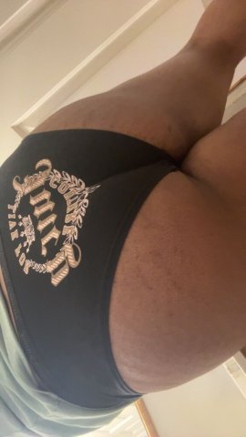 Springfield, IL Female Escort — Outcalls & Car Meets Only - 1
