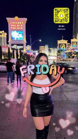 Las Vegas Female Escort — Incall/Outcall Specials & High-End Intimate Experiences - 1
