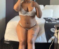 Inland Empire escorts - 27-Year-Old FaceTime Show & Pics/Videos (Incall/Outcall/Car Fun)