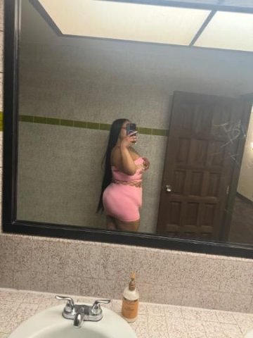 Chicago, IL Holiday Specials — BBW Latina Escort (Outcall) - 1