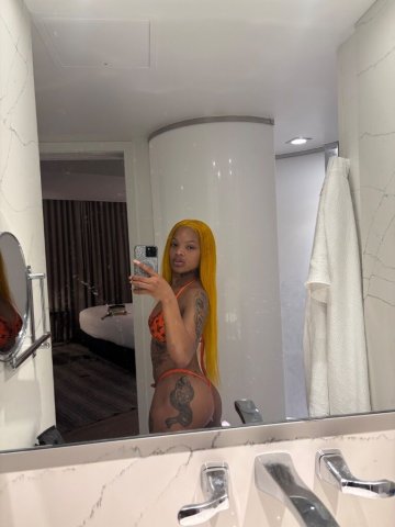 Washington D.C. Adult Incall Escort — QV, HHR, HR - 1