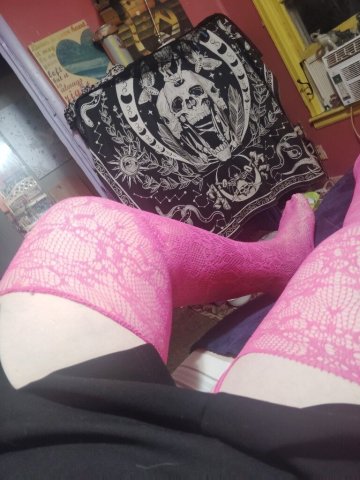 Hamilton, Ohio Plus Size Female Escort — Redhead with Lingerie & BJ Focus - 1