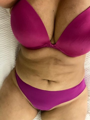 Latina caliente Hot  — 34 - 1