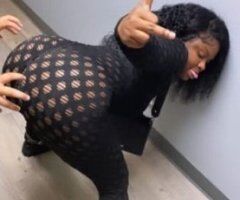 Chicago Female Escort — Clean Fun Massages, Head Trick, Discreet Sessions - Image 2
