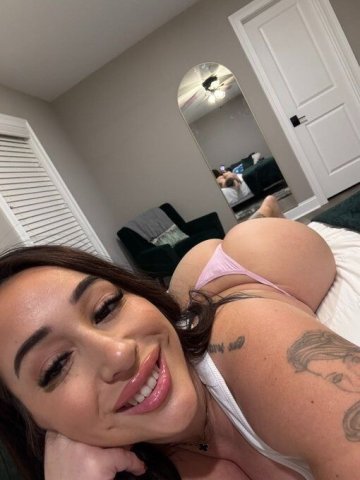 Orlando FL Female Escort — C-Cup & deep dirty sexting, BBJ, anal, oral, creampie - 1