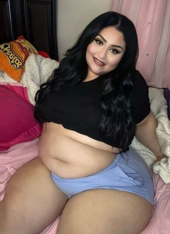 BBW Female Escort in San Mateo — 2-Girl Special, Nuru Massage & Face-Sitting Add-Ons - 1